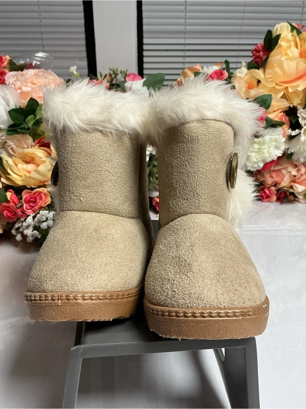 China Buttons City Faux Suede Faux Fur Winter Boots EU 30 Kids